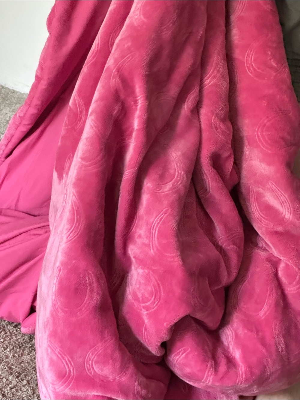 Wrangler Plush Pink Microfleece Throw Blanket - Soft & Cozy